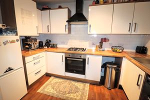 Kitchen- click for photo gallery